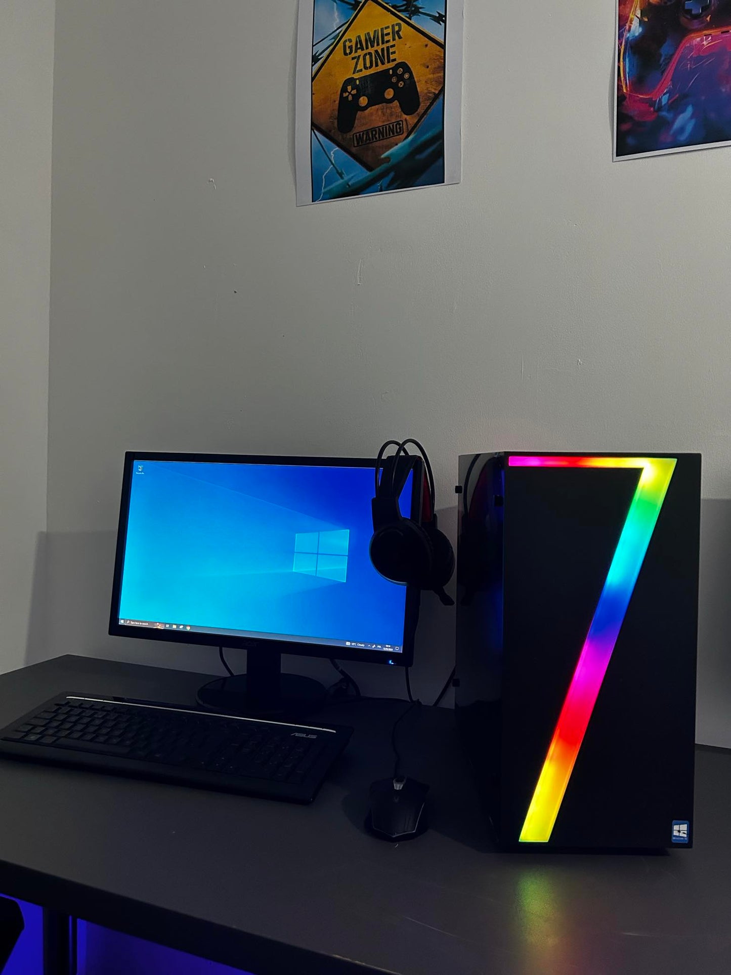 GameFury- Budget Gaming PC Bundle- Intel i5 2500 , GT 710 2GB,12GB Ram,120GB SSD +500GB HHD Win 10