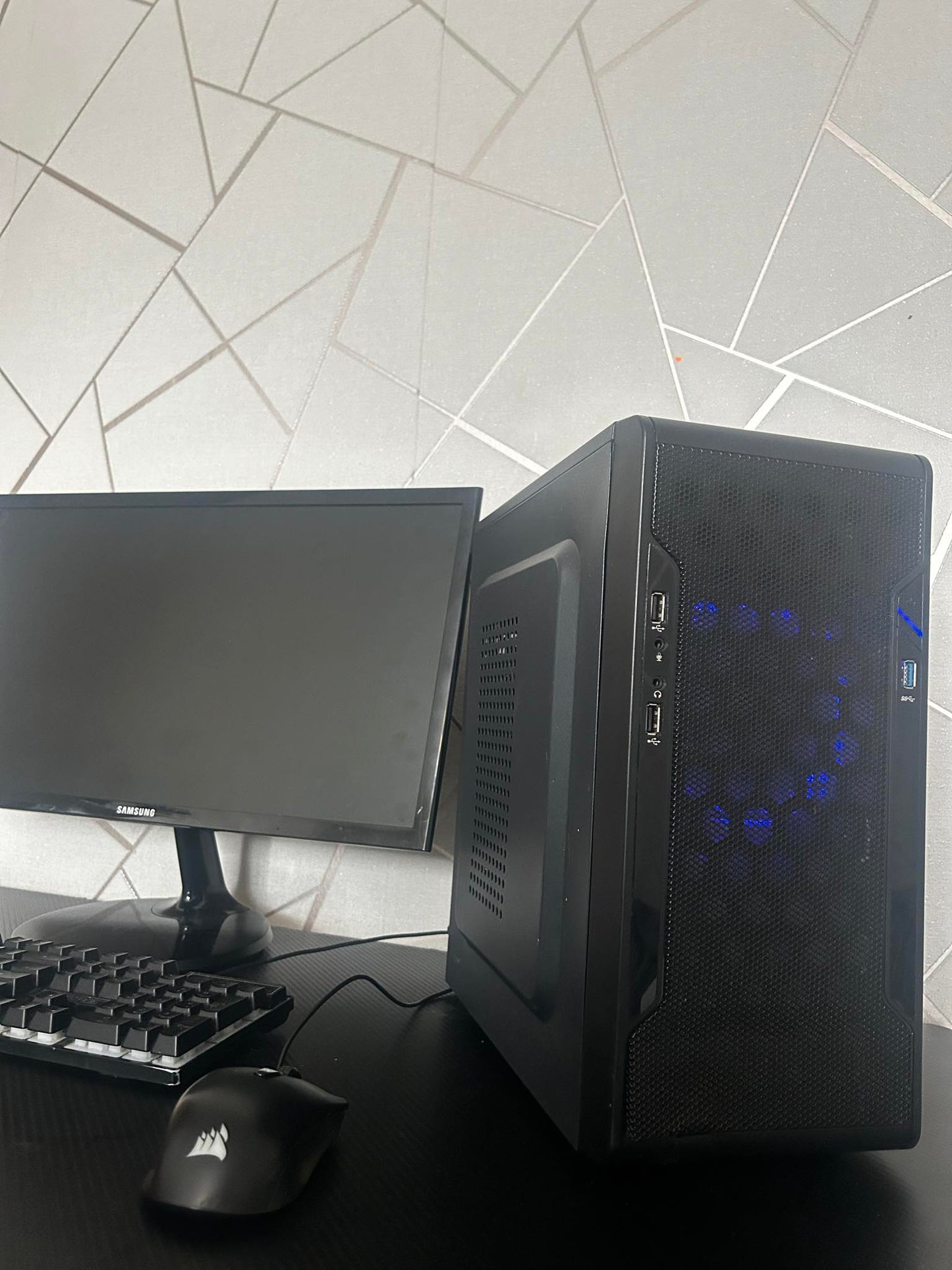 GameFury-Budget Gaming Pc Bundle- Intel i5 3330 , GTX 650ti 2GB,8GB Ram, 240GB SSD Windows 10 Pro