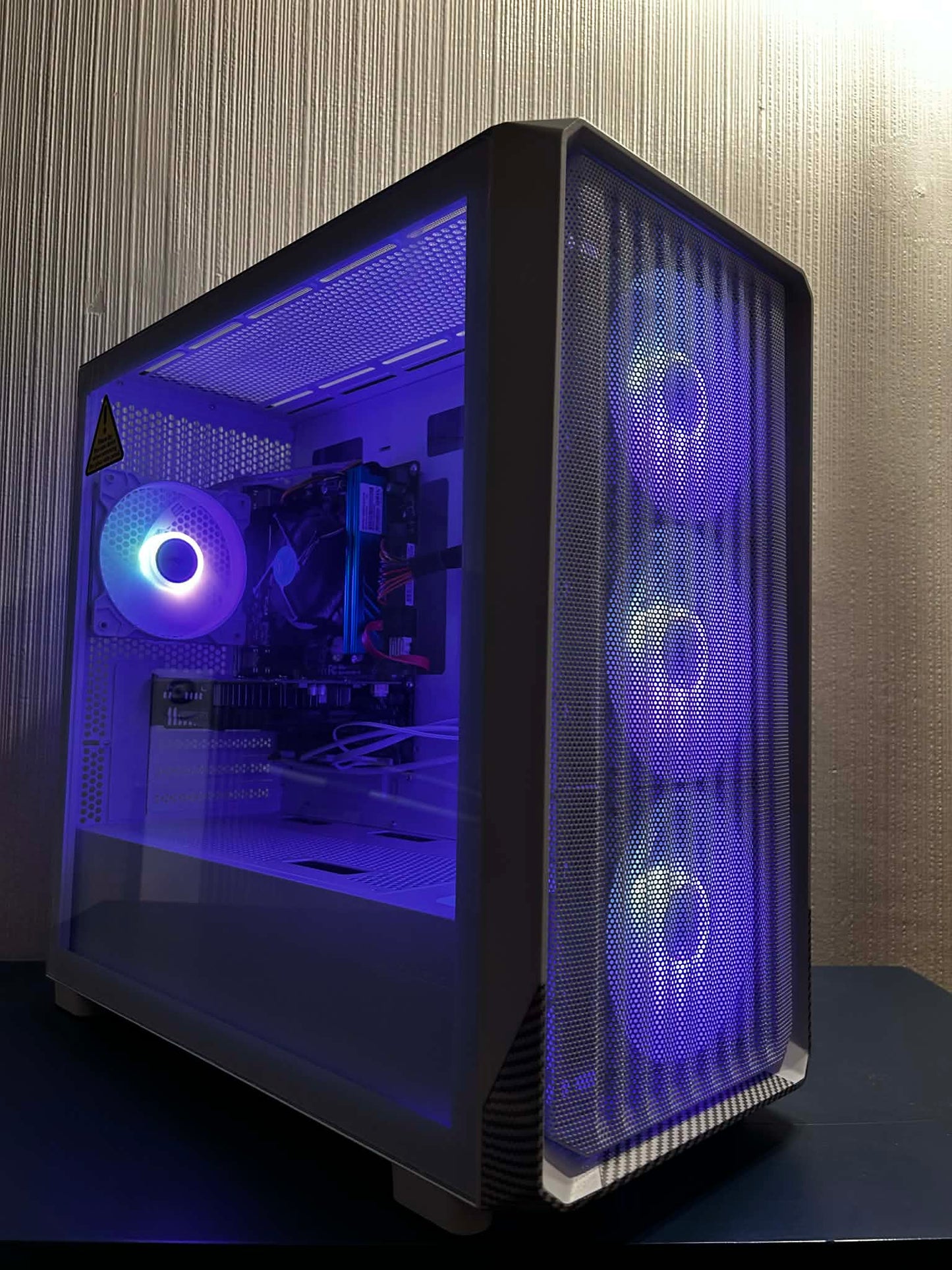GameFury-Gaming Pc Intel i7 6500, GTX 1070 8GB ,16GB DDR4 Ram ,240GB SSD +1TB HHD Windows 11