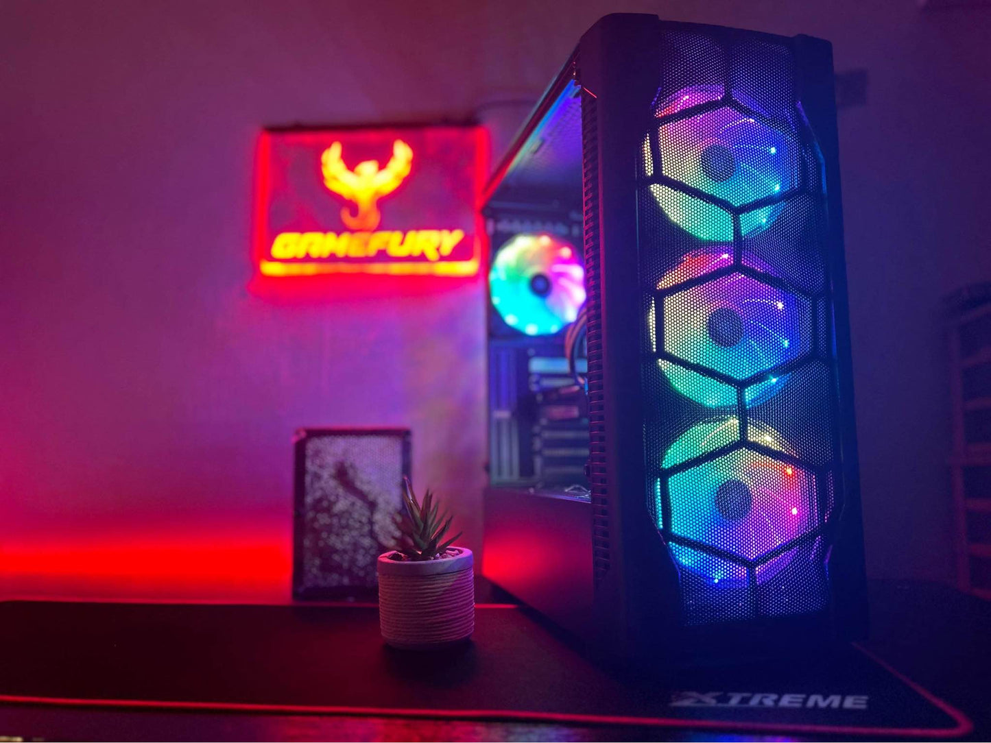 CUSTOMISE YOUR NEW RGB GAMING PC !